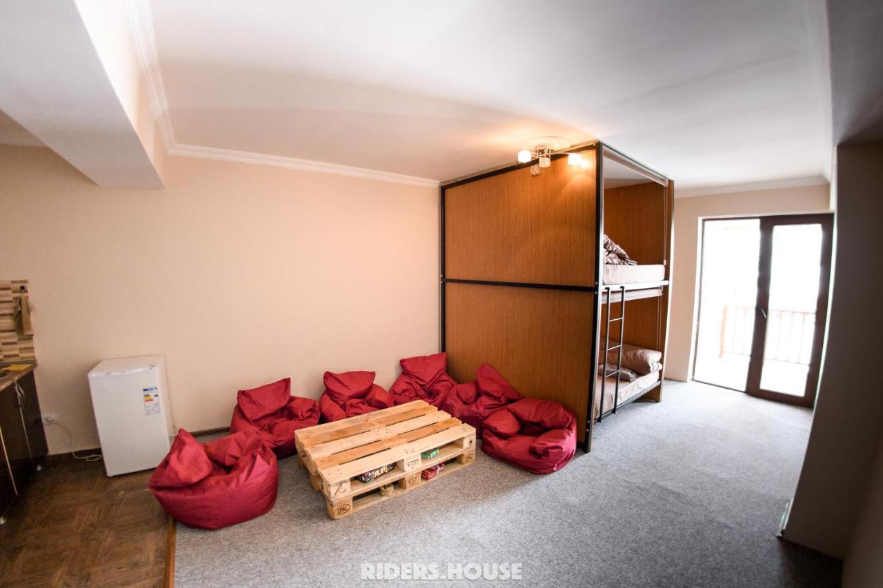 Albergue Riders House New Gudauri Exterior foto